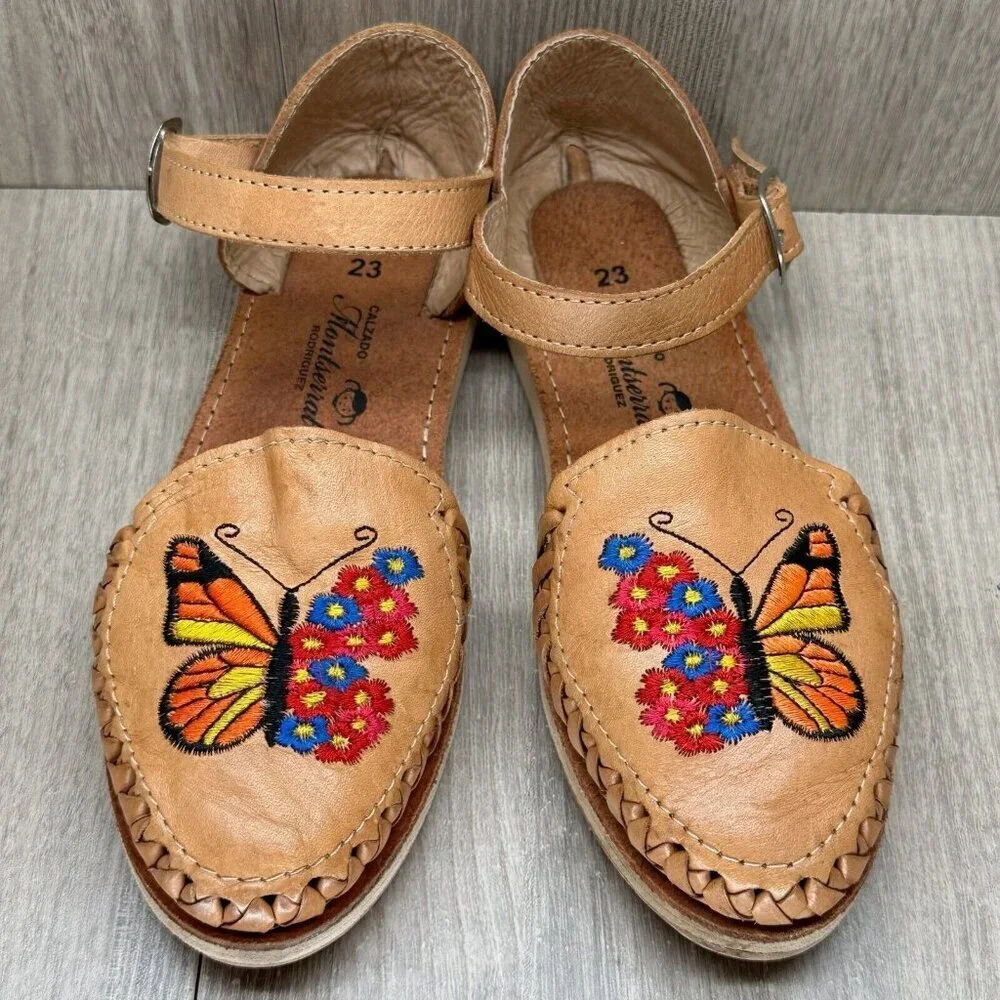 Montserrat Sandals Girls Size 6.5 Brown Leather Butterfly Embroidered Flat